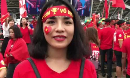 CĐV Hà Nội trả lời phỏng vấn trước trận Việt Nam - Thái Lan